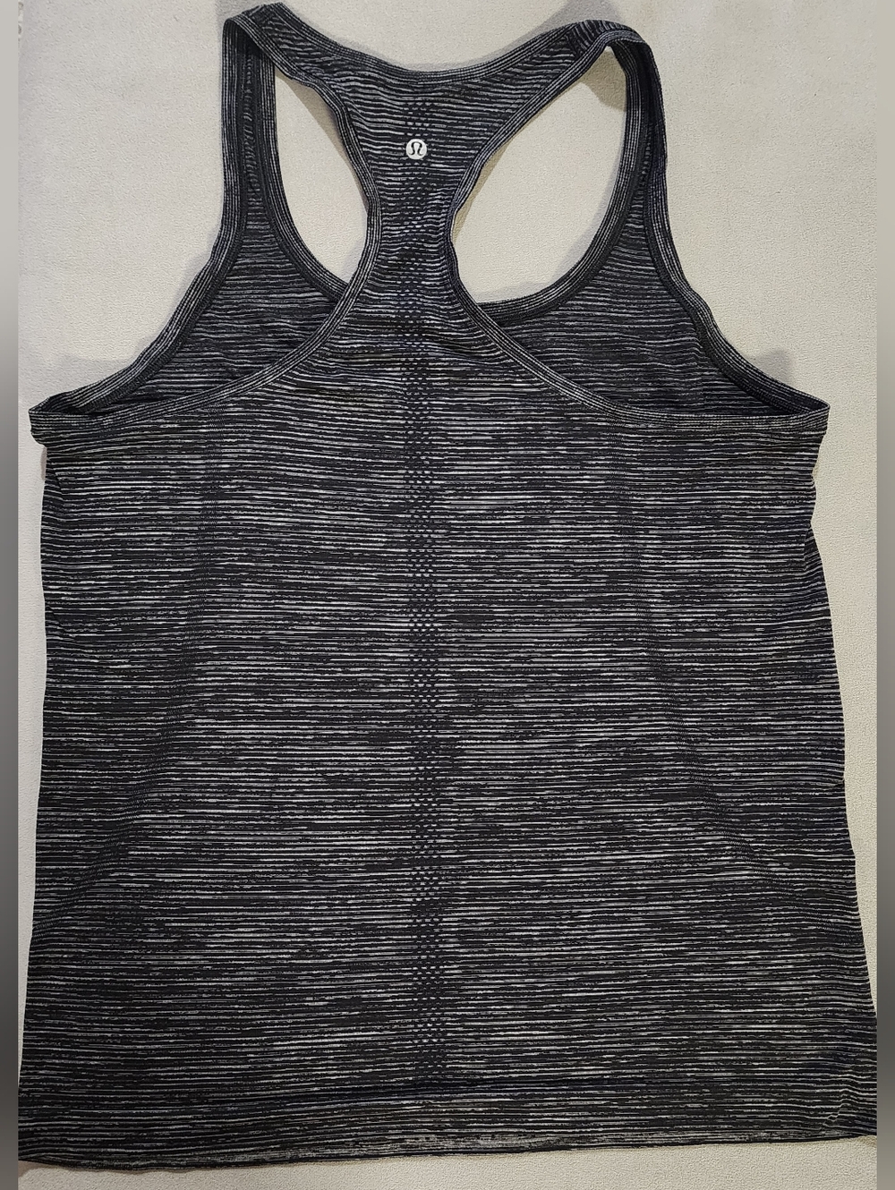 Lululemon Swiftly Racerback Black & Gray Space-Dye Tank - 12